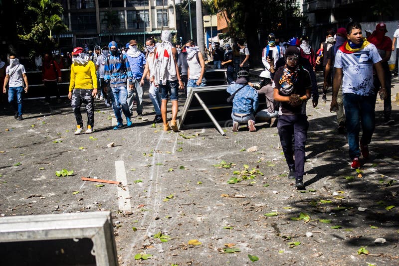 23-01-2019 nehmen venezolanische Protestanten zu den Straßen, um ihre Unzufriedenheit an der illegitimen Übernahme von Nicolas Ma stockfotografie 23-01-2019 nehmen venezolanische Protestanten zu den Straßen, um ihre Unzufriedenheit an der illegitimen Übernahme von Nicolas Ma stockfotografie