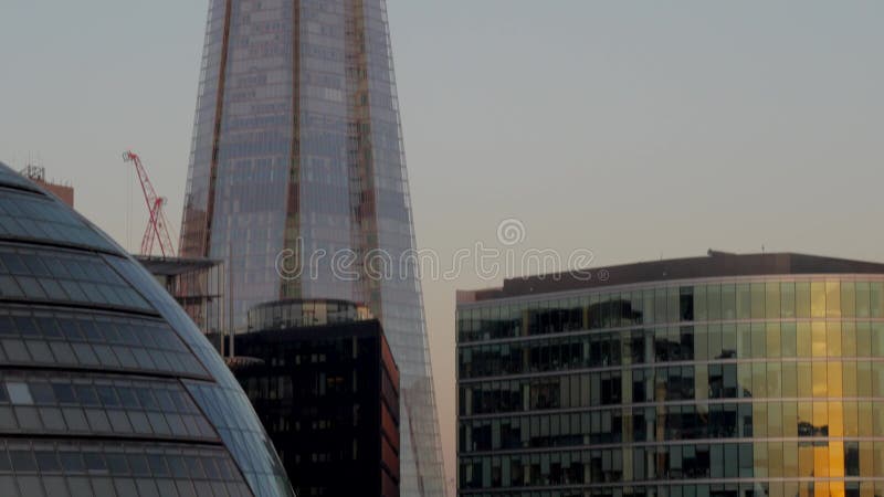 Neigung schoss hinunter die Scherbe London