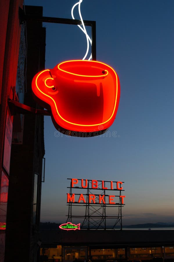 Neon-Java-Schild mit dem Seattle Public Market im Hintergrund