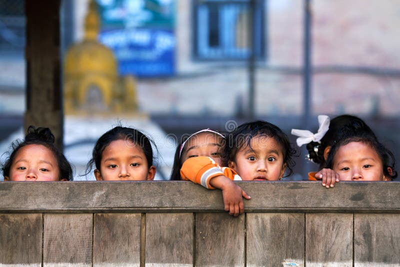 nepalese barn royaltyfri foto nepalese barn royaltyfri foto