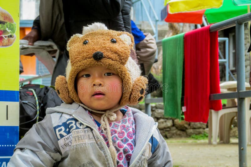 Nepal Dorf In Den Bergen Redaktionelles Stockfotografie Bild Von Berg