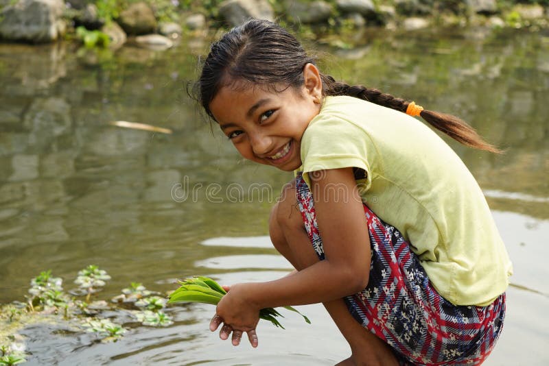 simple nepali girls