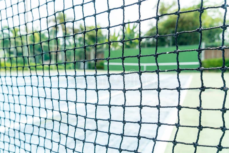 net with empty tennis court background