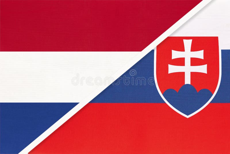 Nizozemsko nebo Holandsko a Slovensko, symbol státních vlajek z textilu. Mistrovství mezi dvěma zeměmi