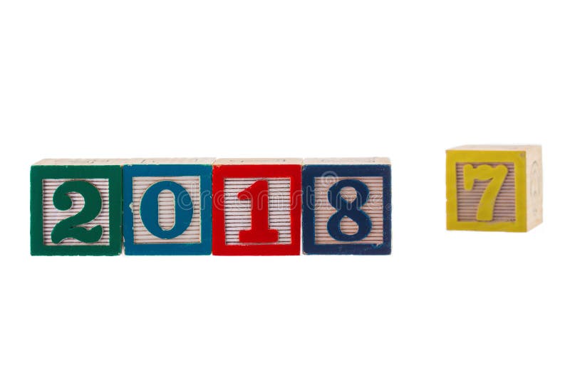 Neues Jahr 2018 geschrieben auf Holzklötze auf weißem Hintergrund lizenzfreie stockfotografie Neues Jahr 2018 geschrieben auf Holzklötze auf weißem Hintergrund lizenzfreie stockfotografie