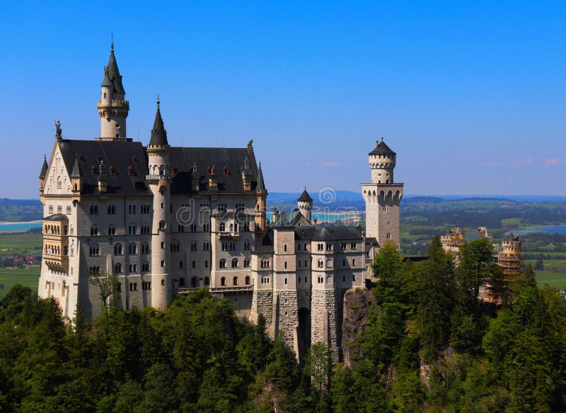 Neuschwanstein slott, sagaslotten, i sydliga Germay royaltyfria bilder Neuschwanstein slott, sagaslotten, i sydliga Germay royaltyfria bilder