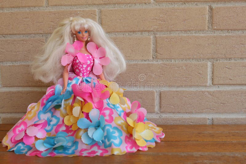 One Old Barbie Doll Whit 90s Outfits Editorial Stock Photo - Image of dolls: 123753633