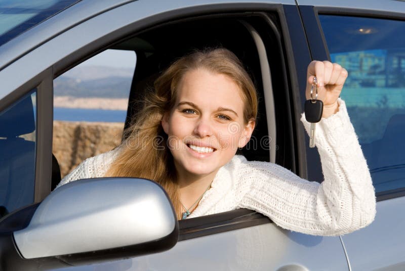 Nuevo conductor, una mujer, nuevo auto.