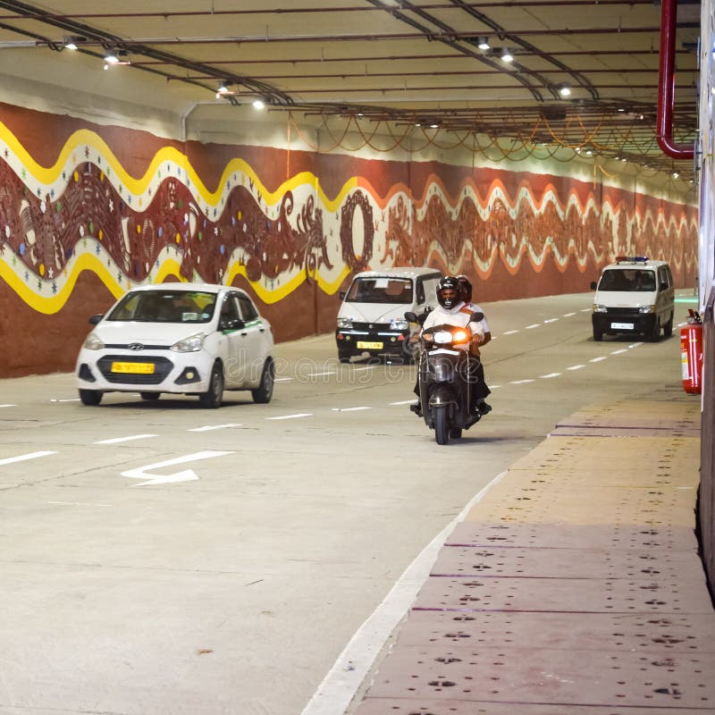 New delhi india june 21 2022 pm narendra modi dedykat pragati tunnel i pięć przejść dolnych pragati maidan zintegrowany tranzyt. New delhi india june 21 2022 pm narendra modi dedykat pragati tunnel oraz pięć przejść dolnych pragati maidan zintegrowany korytarz tranzytowy projekt do narodowego pragati tunelu otwiera ruch drogowy