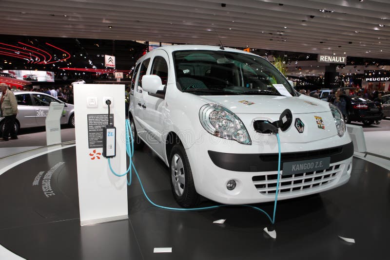 Renault Kangoo Photos Free Royalty Free Stock Photos From Dreamstime