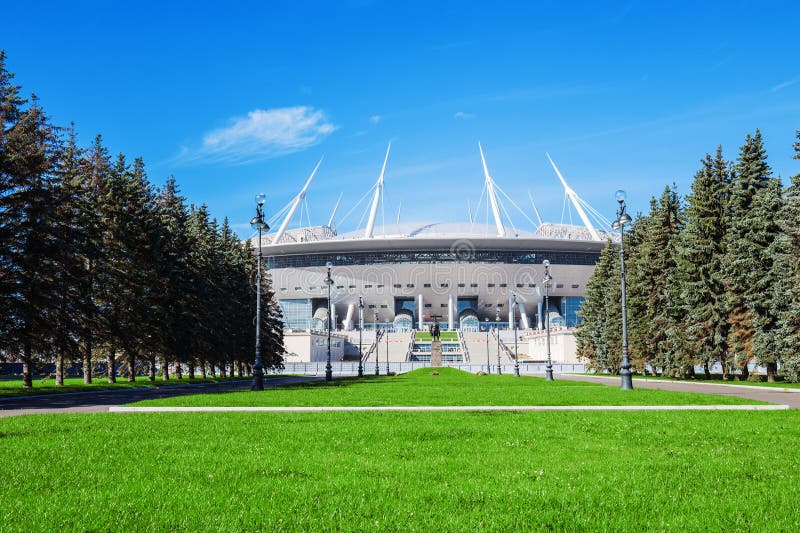 The new football Saint-Petersburg Stadium (Krestovsky) in St. Petersburg for the World Cup ander construction