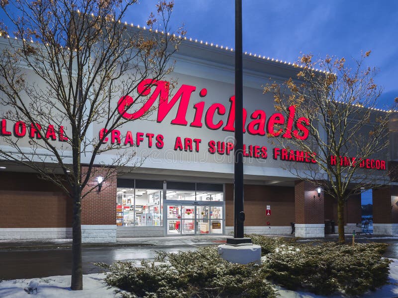 52 Michaels Craft Store Locations Stock Photos and High-res Pictures