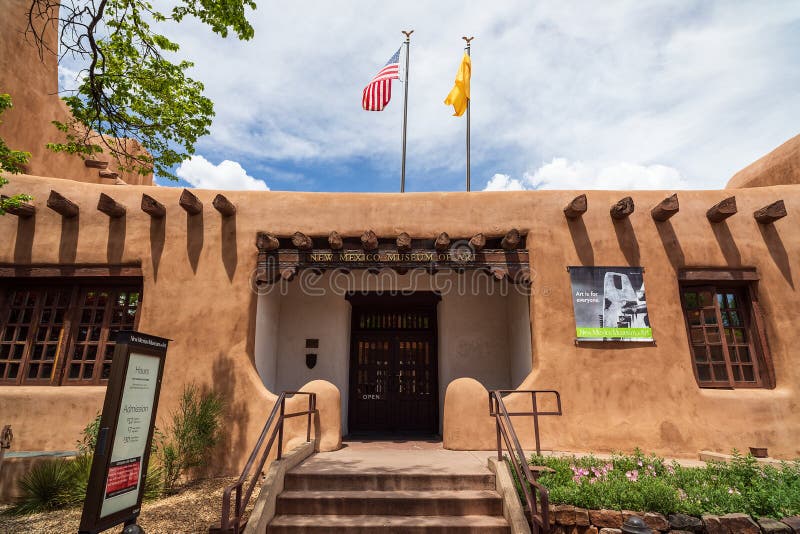 New Mexico Museum of Art in Santa Fe, NM stockbild New Mexico Museum of Art in Santa Fe, NM stockbild