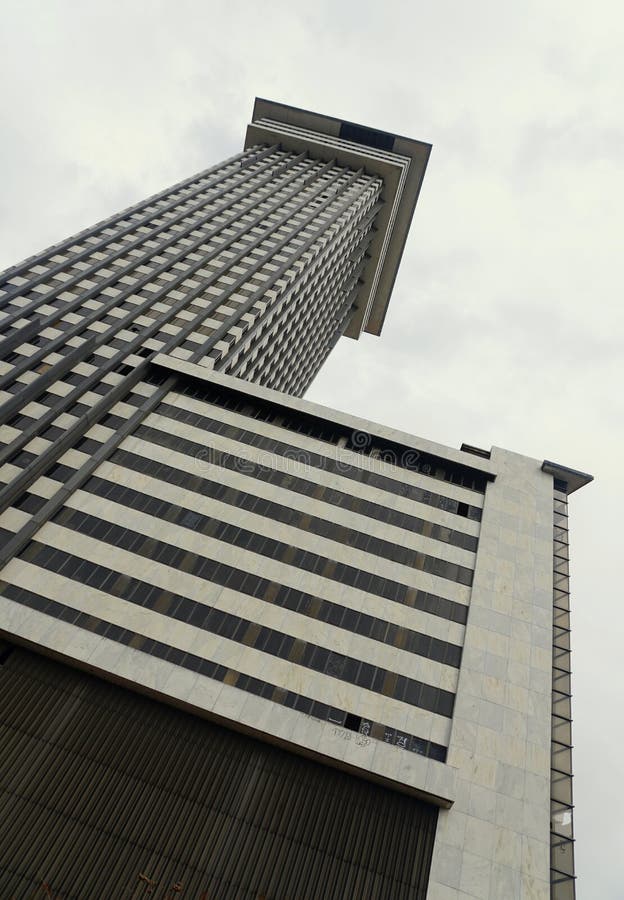 New orleans louisiana usa 4 februari 2020 de plaza toren , de derde grootste toren van de stad , is vrijgekomen door het feit dat