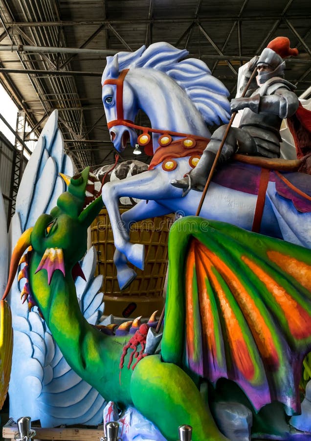 New Orleans Mardi Gras World - San Jorge foto de archivo New Orleans Mardi Gras World - San Jorge foto de archivo