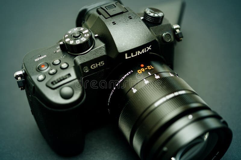 New Panasonic Lumix GH5 and Leica 12-60 camera lens
