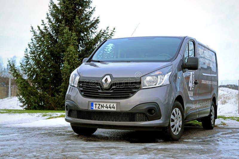 2015 renault master van