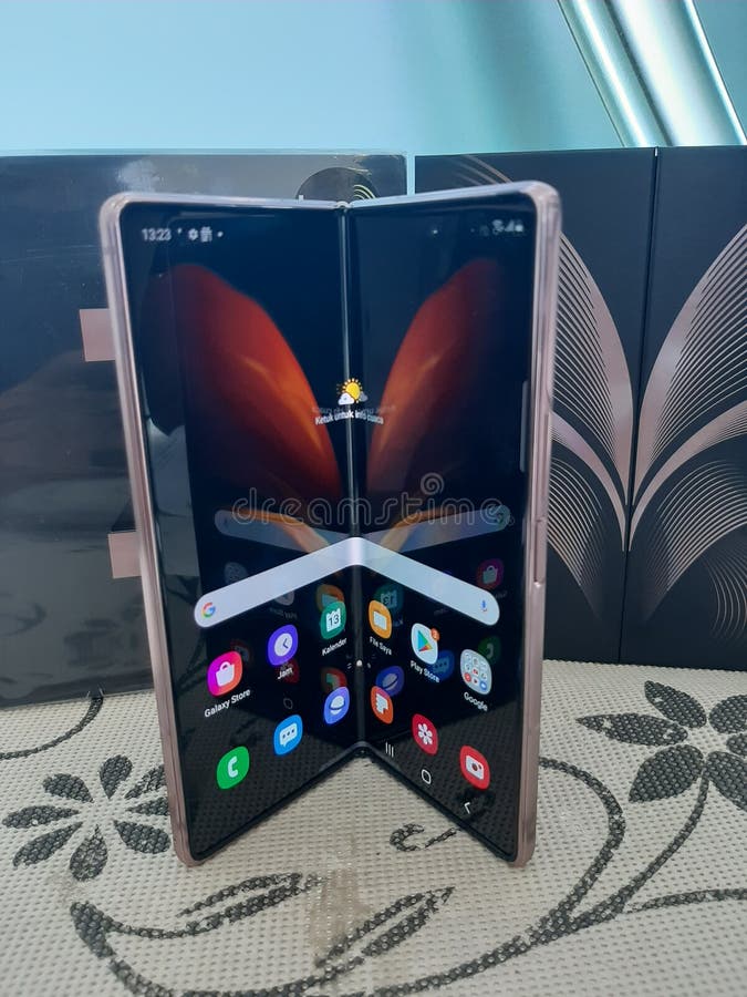 New Samsung galaxy Z Fold 2