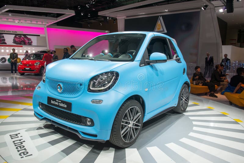 Smart ForTwo Brabus Electric Drive: Geneva 2012 Photo Gallery