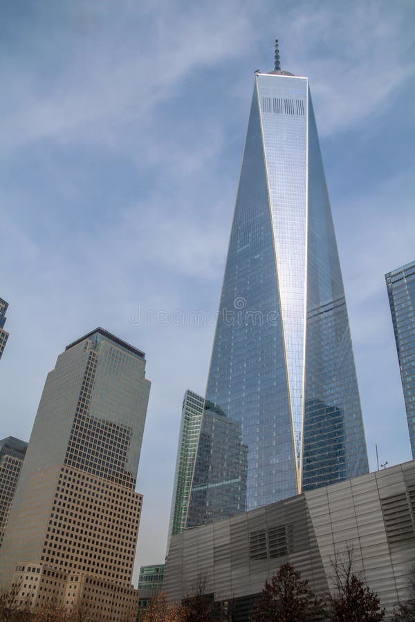 New York City, Etats-Unis - 16 mars 2016 : Freedom Tower, One World Trade Center photos stock New York City, Etats-Unis - 16 mars 2016 : Freedom Tower, One World Trade Center photos stock