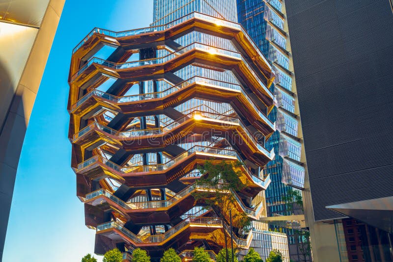 New York City, Hudson Yards, VesselTKA e arranha-céus imagem de stock New York City, Hudson Yards, VesselTKA e arranha-céus imagem de stock
