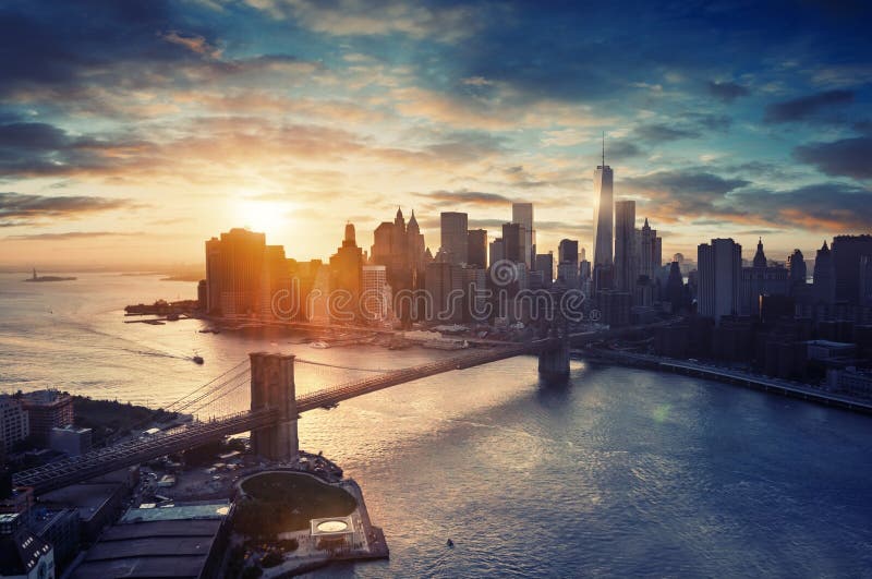 New York City - Manhattan efter solnedgången som är härlig arkivbilder New York City - Manhattan efter solnedgången som är härlig arkivbilder