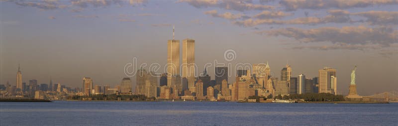 This is the Manhattan skyline from New Jersey. It includes the Empire State Building, World Trade Towers, Statue of Liberty, and Brooklyn Bridge. This is the Manhattan skyline from New Jersey. It includes the Empire State Building, World Trade Towers, Statue of Liberty, and Brooklyn Bridge.