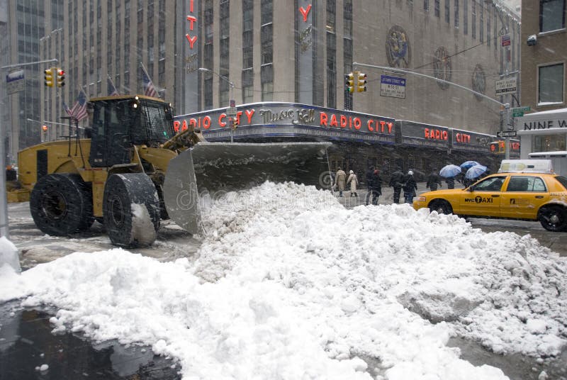 New York City Snow editorial image. Image of city, outdoor 27581500