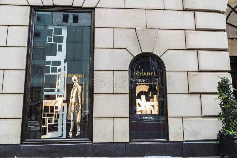 Display of a Luxury Brands Clothing Store in Fifth Avenue 5th Avenue in ...