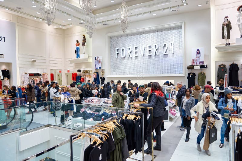 Forever 21 Indoor Store in Times Square, Manhattan, New York City Editorial  Photo - Image of forever, famous: 194804136