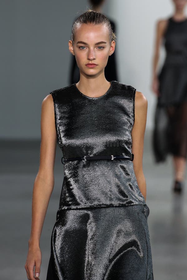 Model Maartje Verhoef Walk the Runway at the Derek Lam Fashion Show ...