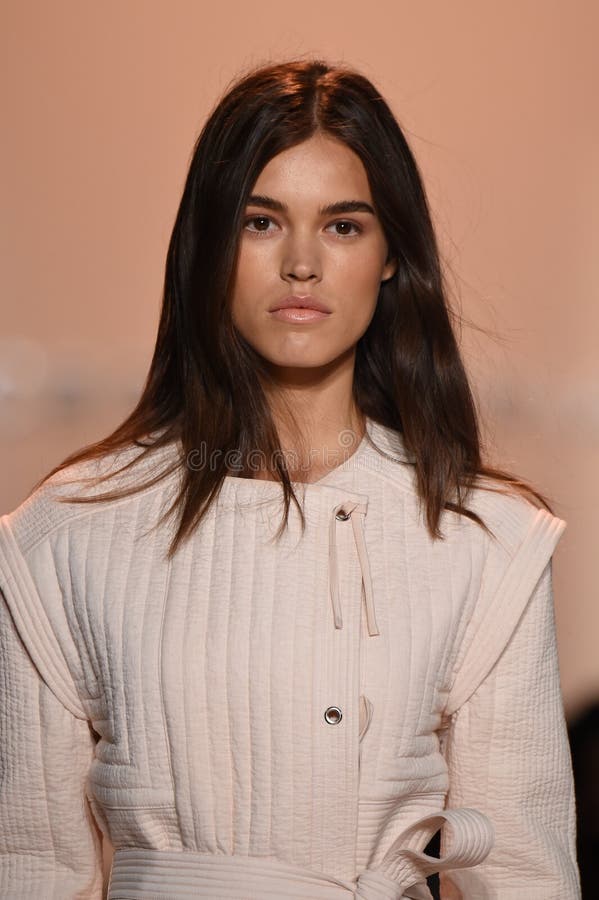 NEW YORK, NY - SEPTEMBER 04: a Model Walks the Runway at BCBGMAXAZRIA ...