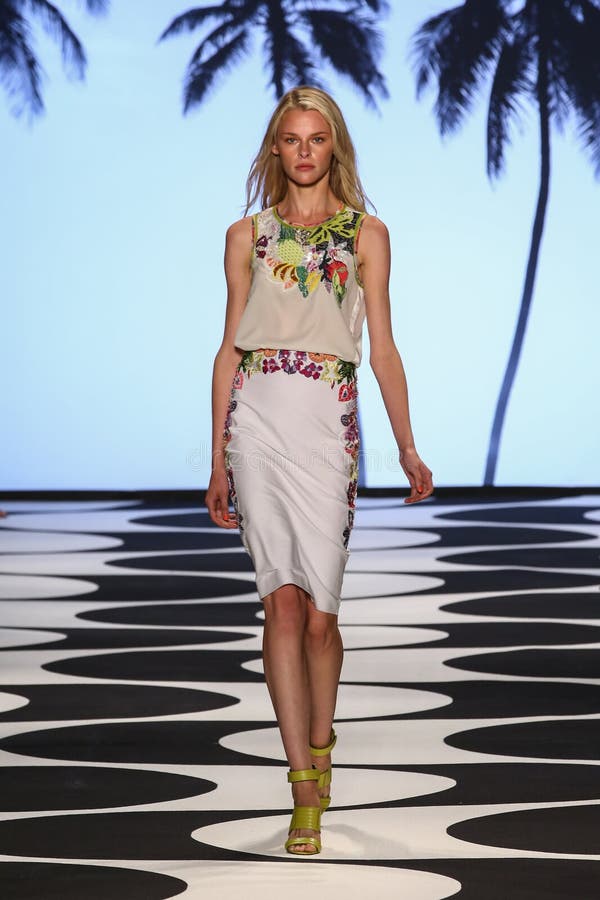 NEW YORK, NY - SEPTEMBER 05: A model walks the runway at Nicole Miller Spring 2015 fashion show