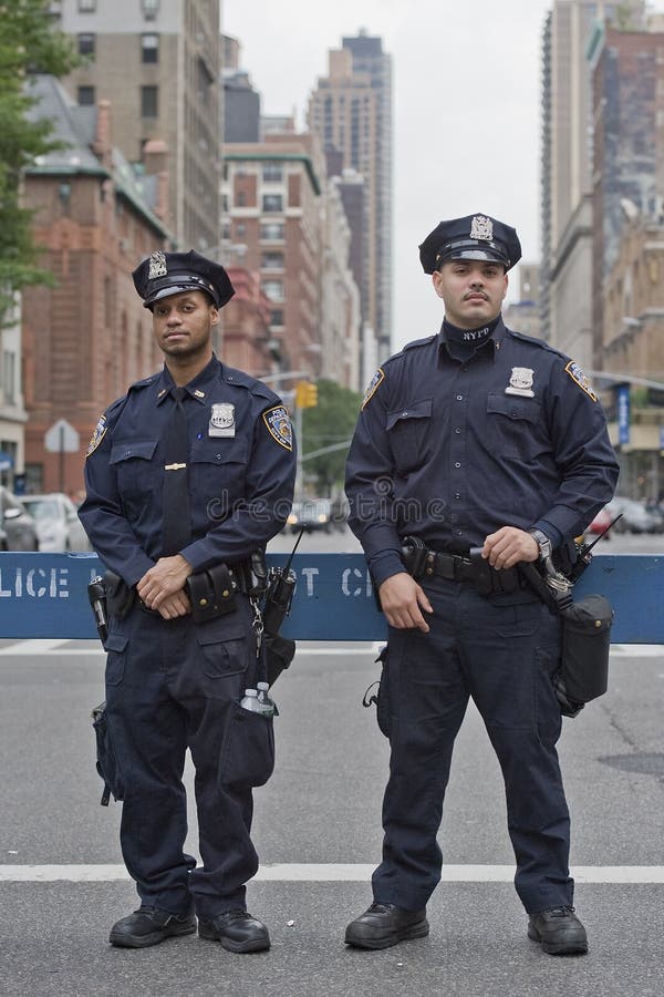 Two New York Police Officers Editorial Stock Image Image 16059019