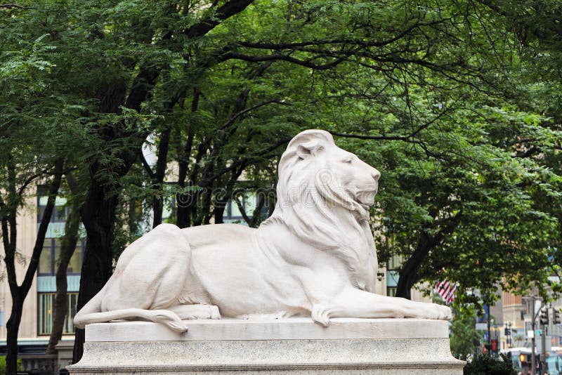 New York Public Library Lion Stock Image Image of statue, city 27250611