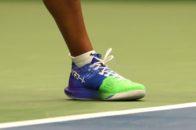 olvidar Marty Fielding Alcalde Grand Slam Champion Naomi Osaka of Japan Wears Custom Nike Air Zoom Zero  Tennis Shoes with Sign on Japanese during 2019 US Open Editorial Image -  Image of open, player: 160786445