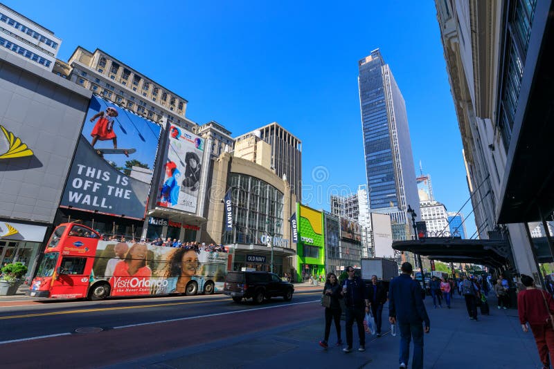 Portland, Oregon - May 21, 2018 : Macy's department store at Washington  Square, Shopping mall in Portland Stock Photo - Alamy