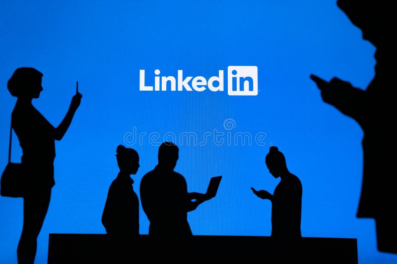 NEW YORK, USA, 25. MAY 2020: Linkedin business and employment-oriented online service Group of business people chat on mobile
