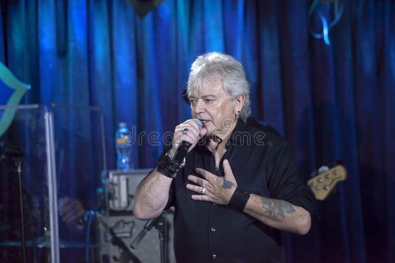 Lead Singer Russell Hitchcock of Air Supply Performs at B.B. Kin