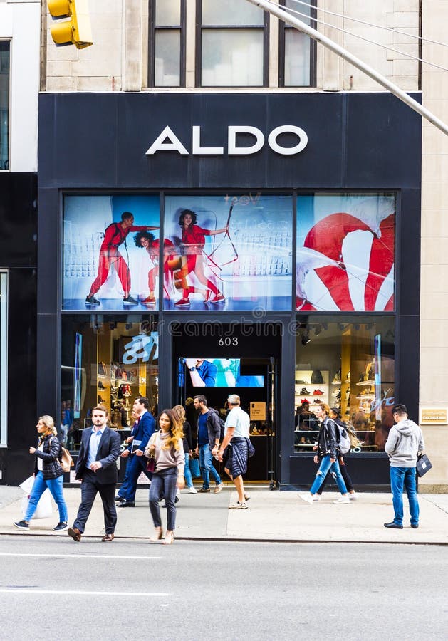 ALDO Store on Fifth Avenue editorial photo. Image of brand - 181974241