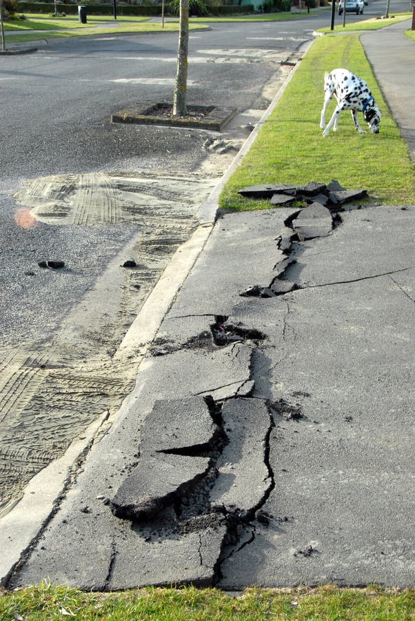 4th september 4.36am Christchurch, New Zealands 3rd largest city. 7.1 magnitute. Miraculously no deaths, but everyone has damage or friends or family have damage. These are shots from my neighbourhood. 4th september 4.36am Christchurch, New Zealands 3rd largest city. 7.1 magnitute. Miraculously no deaths, but everyone has damage or friends or family have damage. These are shots from my neighbourhood.