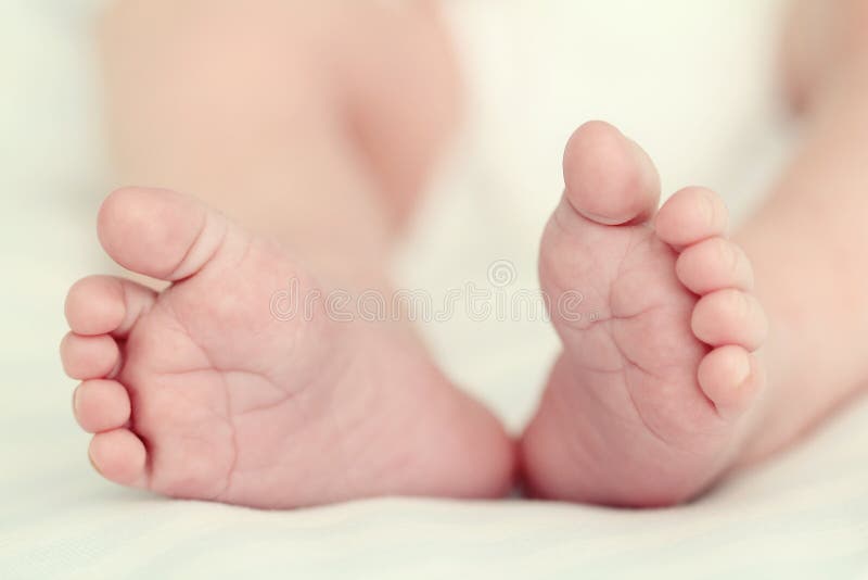 Newborn baby feet