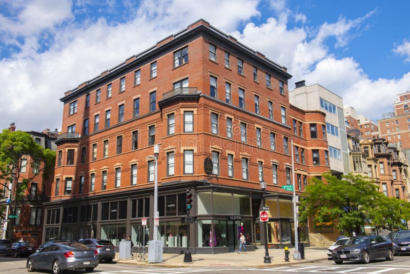 Newbury street boston Massachusetts usa. Den historiska valentinaffären på 47 Newbury street på berkeley Street i bay boston massachusetts ma usa.