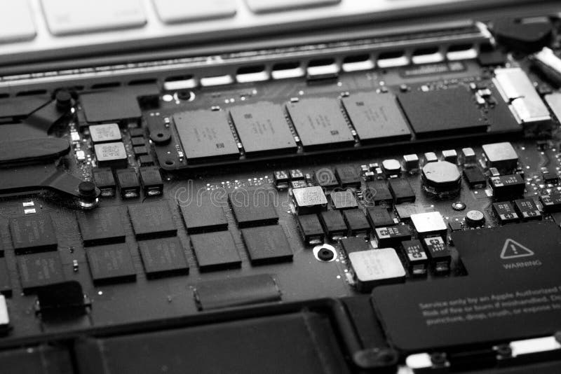 replacement screws for apple pro mac 13\ mid 2013 backcover replacement screws for apple pro mac 13\ mid 2013 backcover