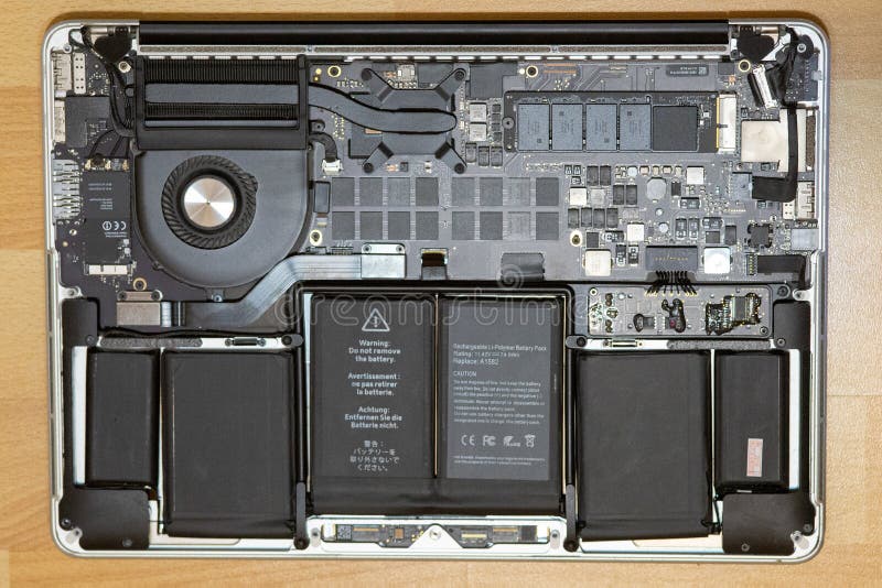 Apple internal repair pics macbook