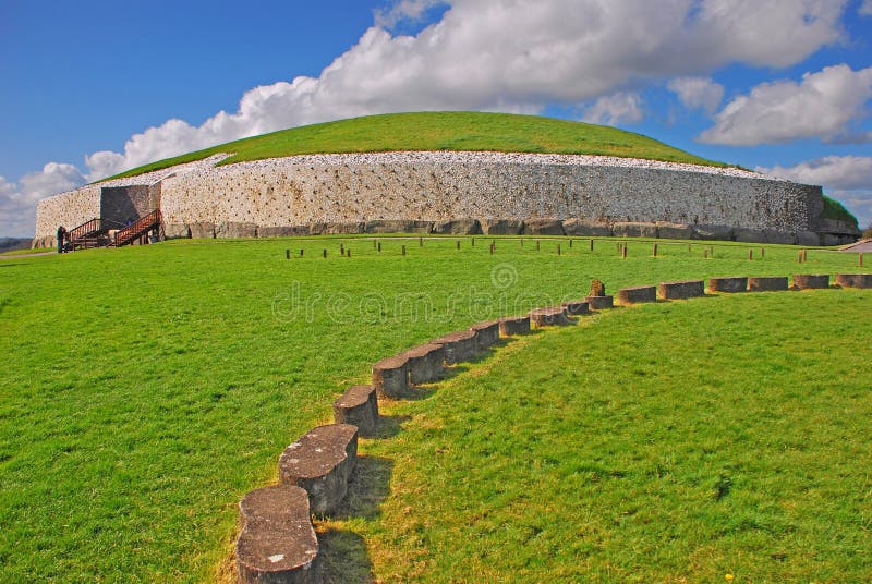 Newgrange prehistoric monument in County Meath Ireland royalty free stock images Newgrange prehistoric monument in County Meath Ireland royalty free stock images