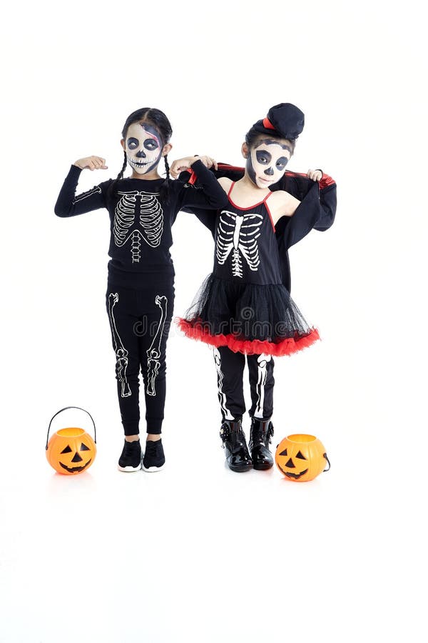 anfitrión compromiso Nuez Niños Asiáticos Con Pintura En La Cara Y Disfraces De Halloween Foto de archivo - Imagen de calabaza, fondo: 155720852 anfitrión compromiso Nuez Niños Asiáticos Con Pintura En La Cara Y Disfraces De Halloween Foto de archivo - Imagen de calabaza, fondo: 155720852