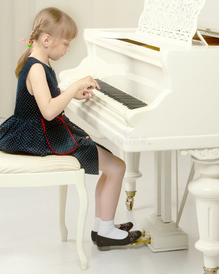 Piano White Little download the last version for android Piano White Little download the last version for android