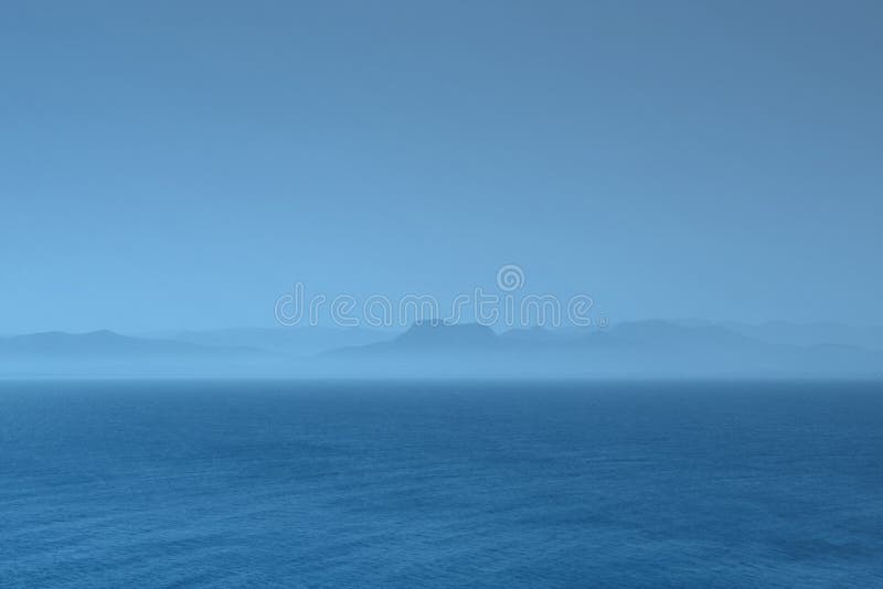 Niebieskie góry morskie