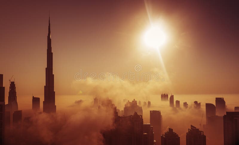 Niebla en Dubai fotografía de archivo libre de regalías